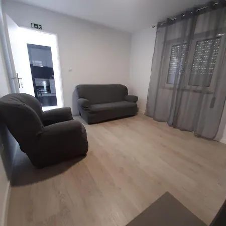 Casas Da Escola - 
